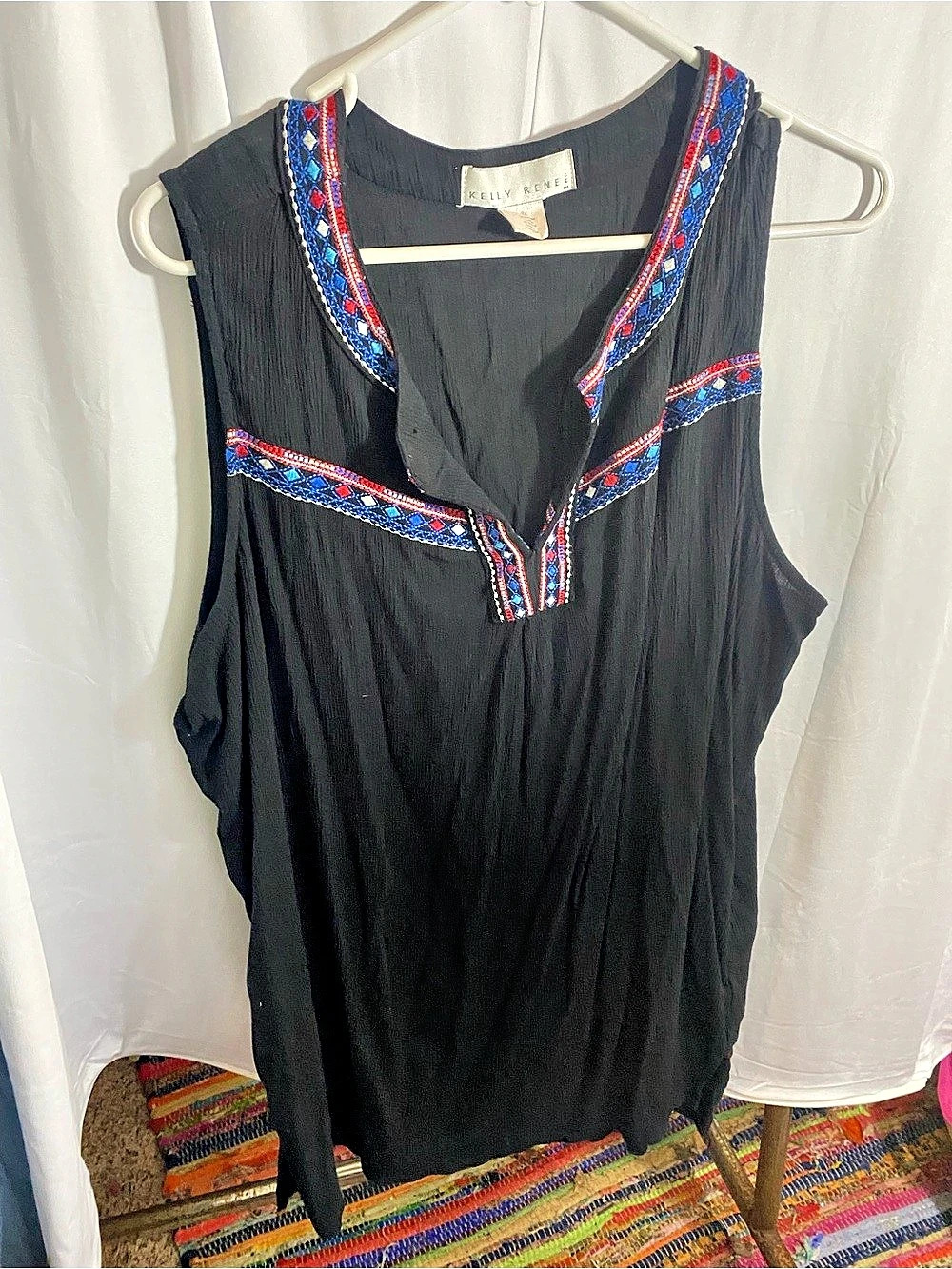 Kelly Renee Embroidered Black Tunic Size 2X Like New